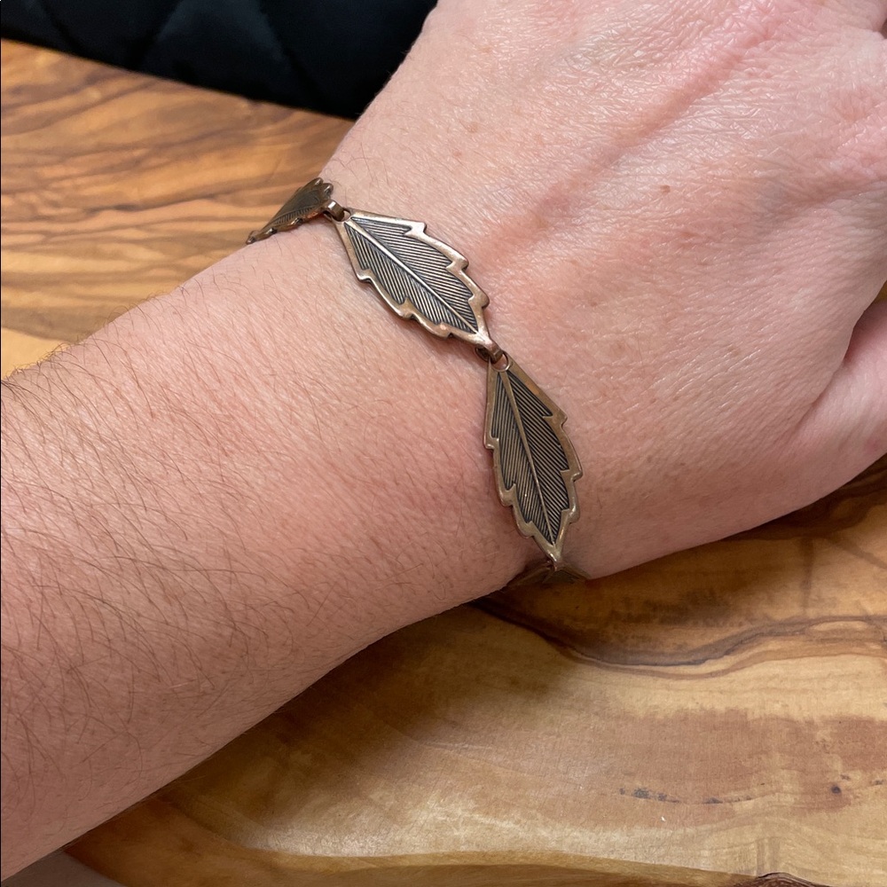 Vintage Leaf Design Copper Bracelet
